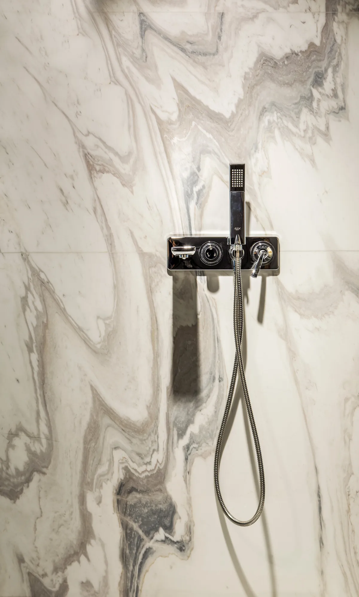 Calacatta Lucina Extra 4